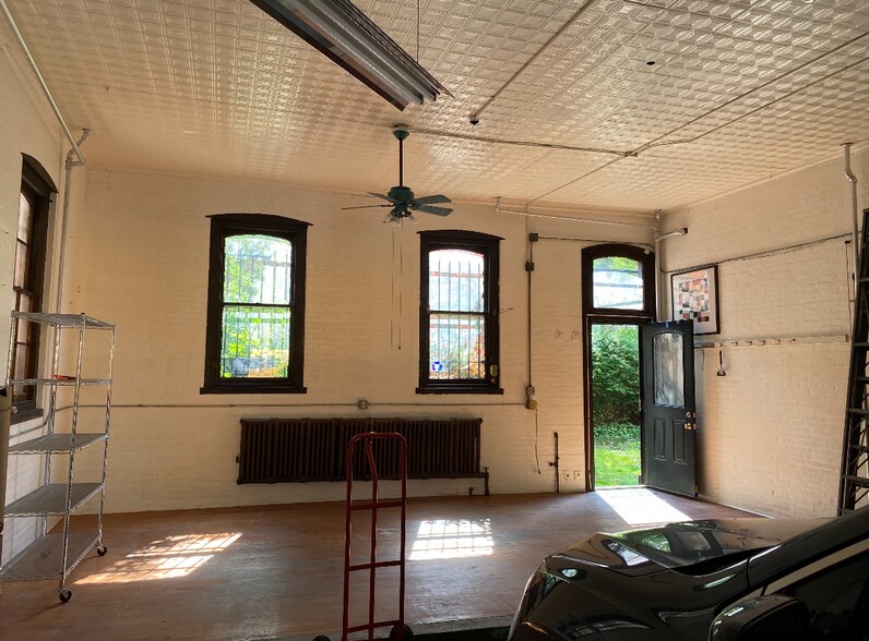375 Vanderbilt Ave, Brooklyn, NY à louer - Photo de l’immeuble – Image 2 sur 6