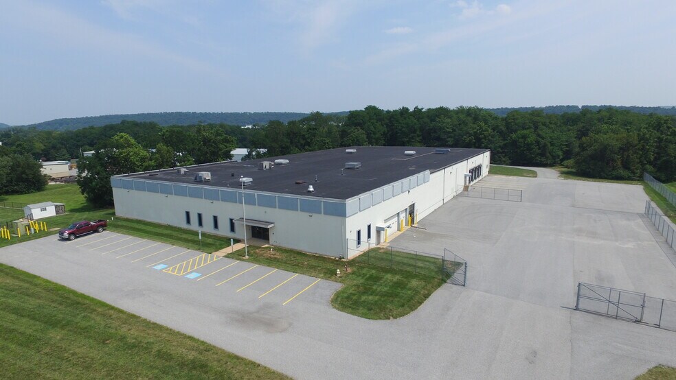 3735 Board Rd, York, PA à louer - Aérien – Image 1 sur 10