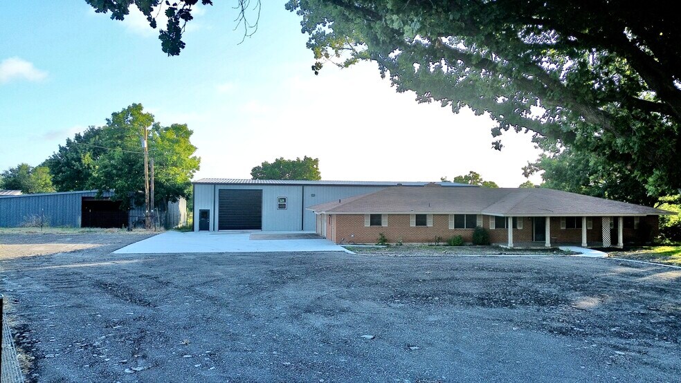10025 Farm to Market 1660, Hutto, TX à louer - Photo de l’immeuble – Image 3 sur 12