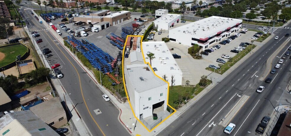 22441 Western Ave, Torrance, CA à louer - Photo principale – Image 1 sur 11