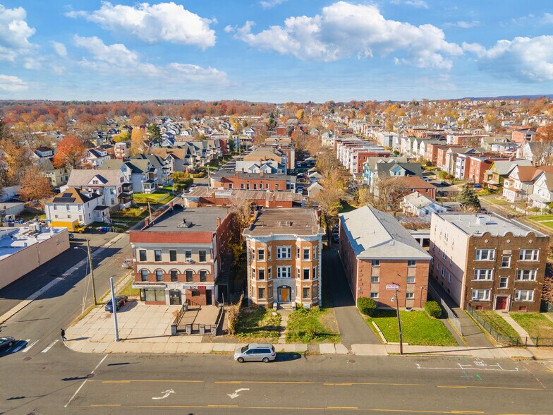 715-717 Wethersfield Ave, Hartford, CT à vendre - Photo de l’immeuble – Image 2 sur 2