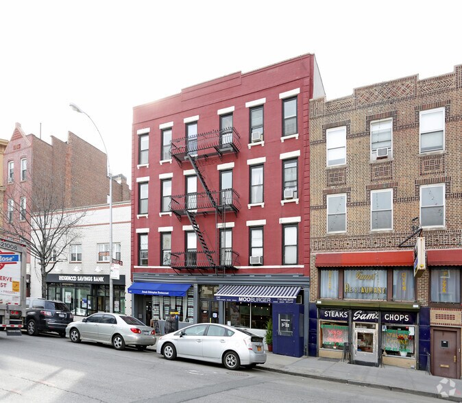 240-242 Court St, Brooklyn, NY à louer - Photo de l’immeuble – Image 3 sur 13