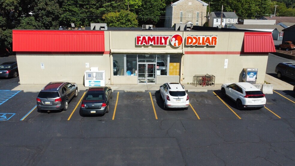 14 Spring St, Tremont, PA à vendre - Photo de l’immeuble – Image 2 sur 5