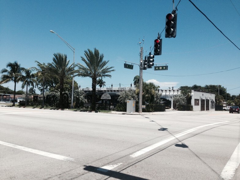 102 N Federal Hwy, Dania, FL à louer - Photo principale – Image 1 sur 15