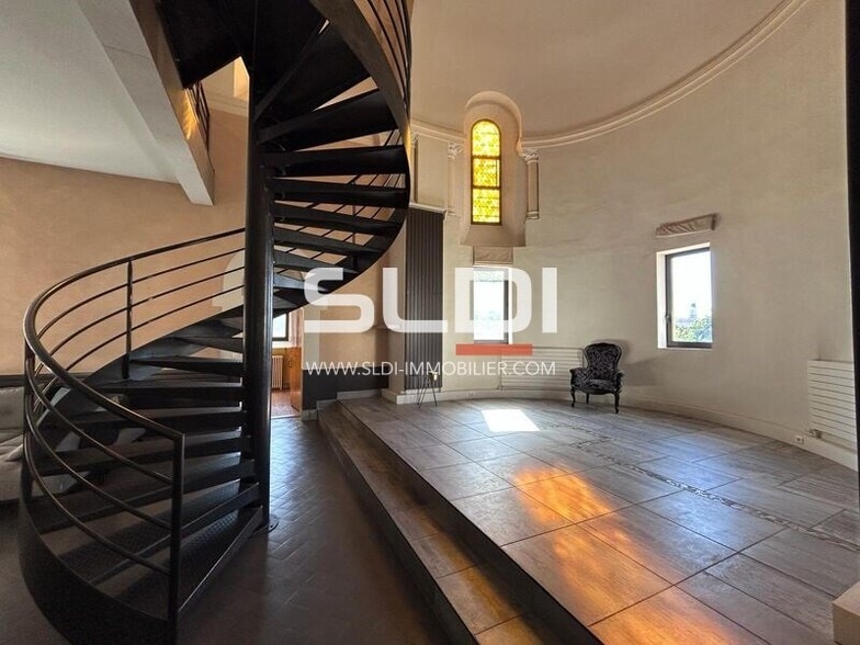 Bureau dans Villefranche Sur Saone à vendre - Photo intérieure – Image 3 sur 17
