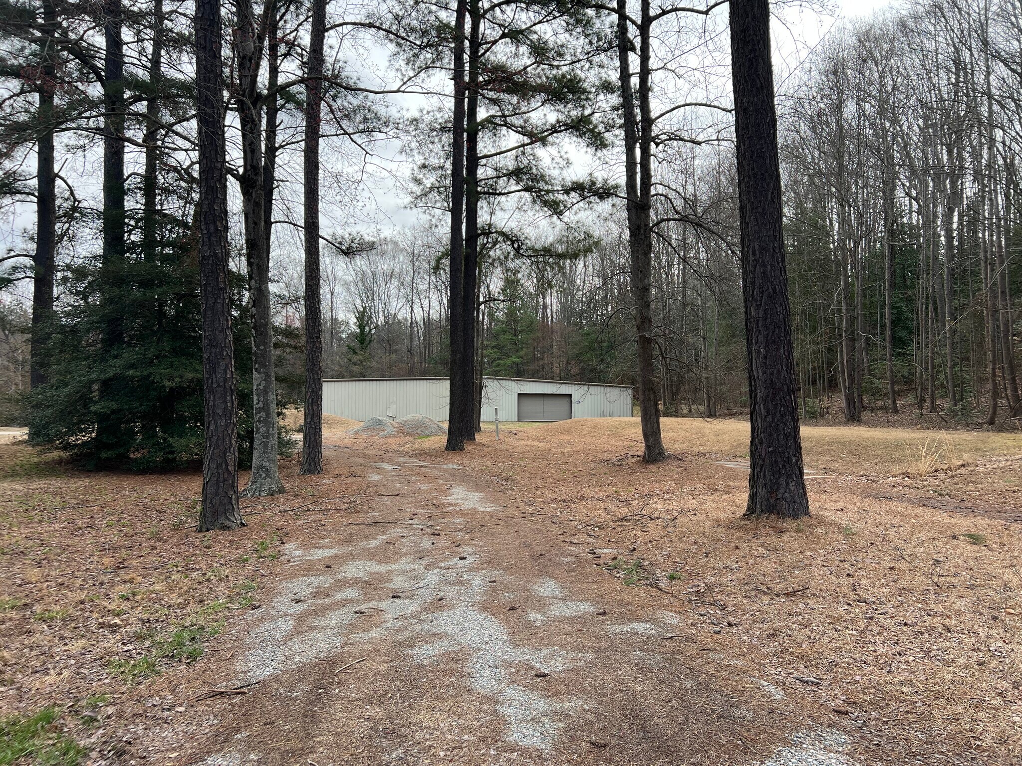11949 Hogans Aly, Chester, VA à vendre Photo principale– Image 1 sur 7