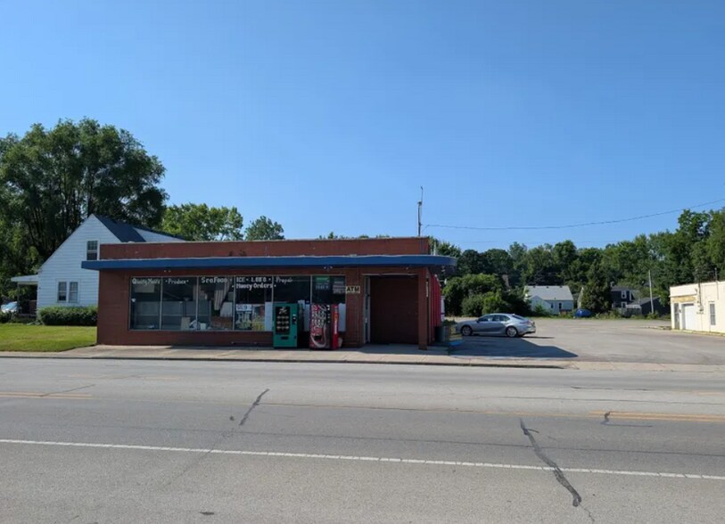 1909 W 8th St, Anderson, IN à vendre - Photo de l’immeuble – Image 2 sur 9