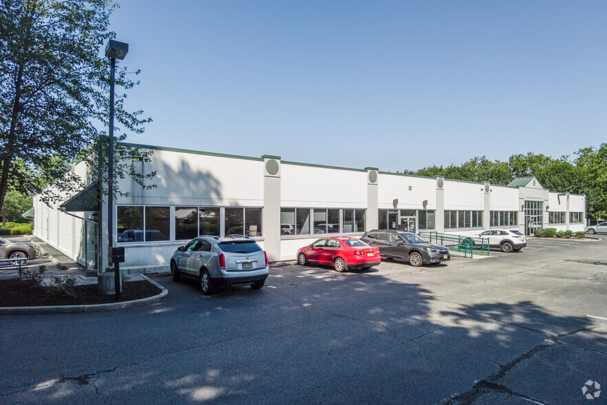 30 Park Rd, Tinton Falls, NJ à louer - Photo de l’immeuble – Image 3 sur 6