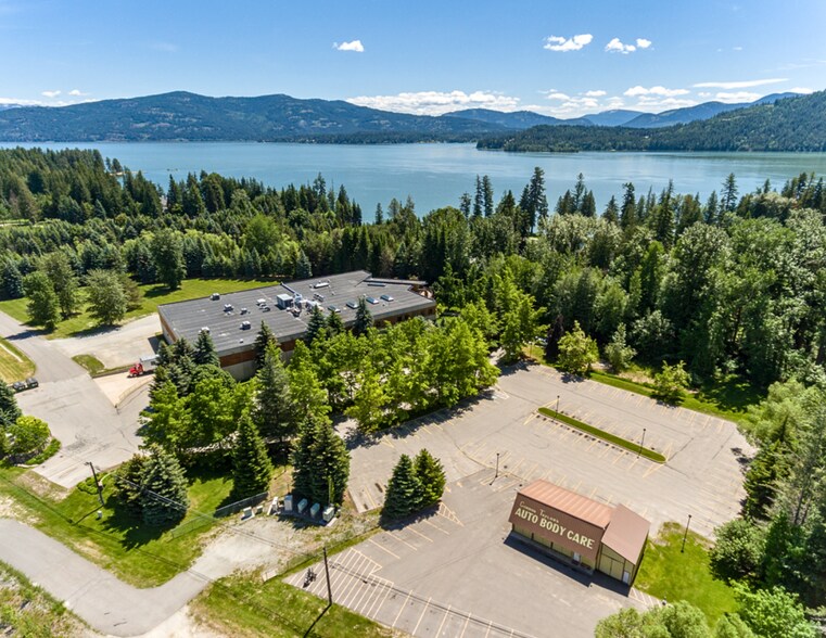 25820 Highway 2, Sandpoint, ID à louer - Photo de l’immeuble – Image 1 sur 16
