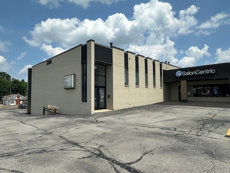 2526 Monroeville Blvd, Monroeville, PA à louer - Photo de l’immeuble – Image 2 sur 46