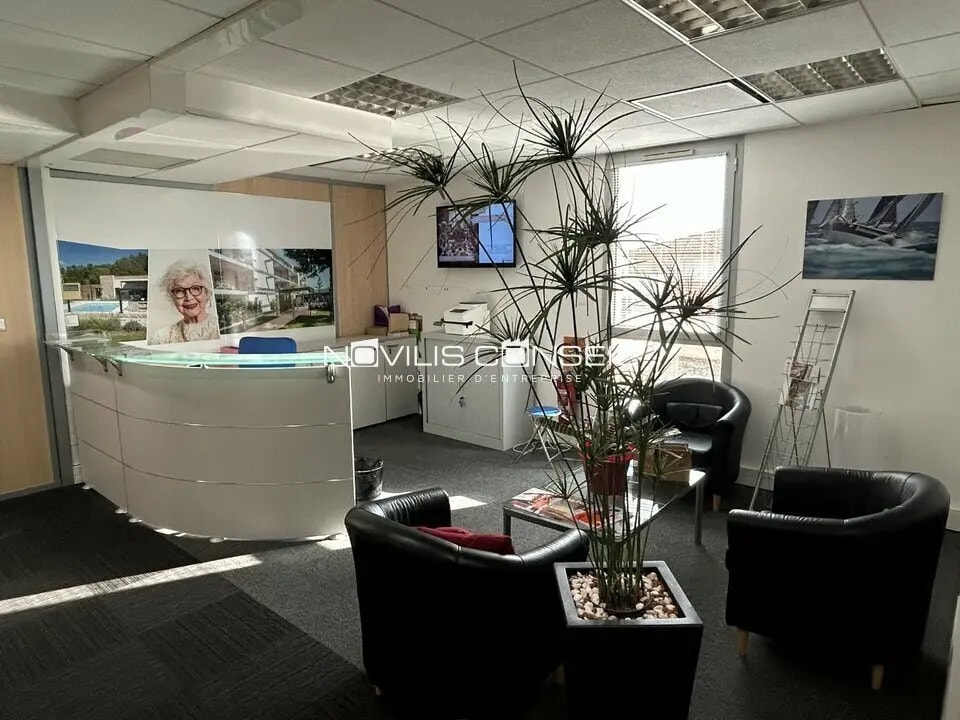 Bureau dans Toulouse à louer Photo de l’immeuble– Image 1 sur 12