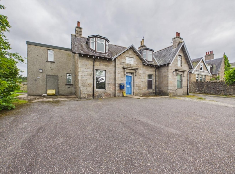 Charlestown Rd, Aboyne à vendre Photo principale– Image 1 sur 6