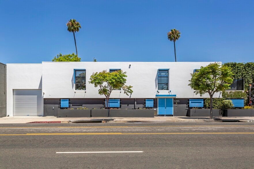 5285 W Washington Blvd, Los Angeles, CA à vendre - Photo de l’immeuble – Image 1 sur 23