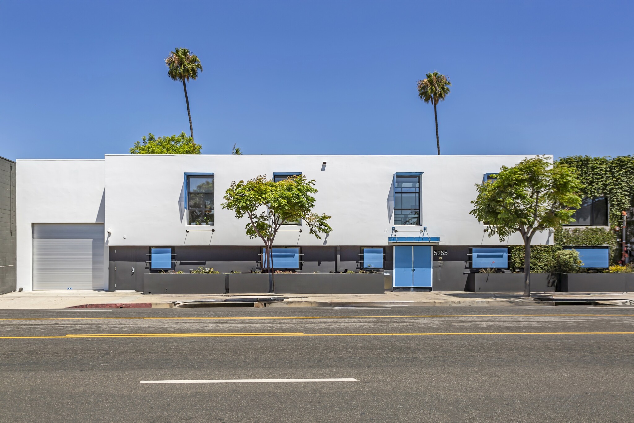5285 W Washington Blvd, Los Angeles, CA à vendre Photo de l’immeuble– Image 1 sur 24