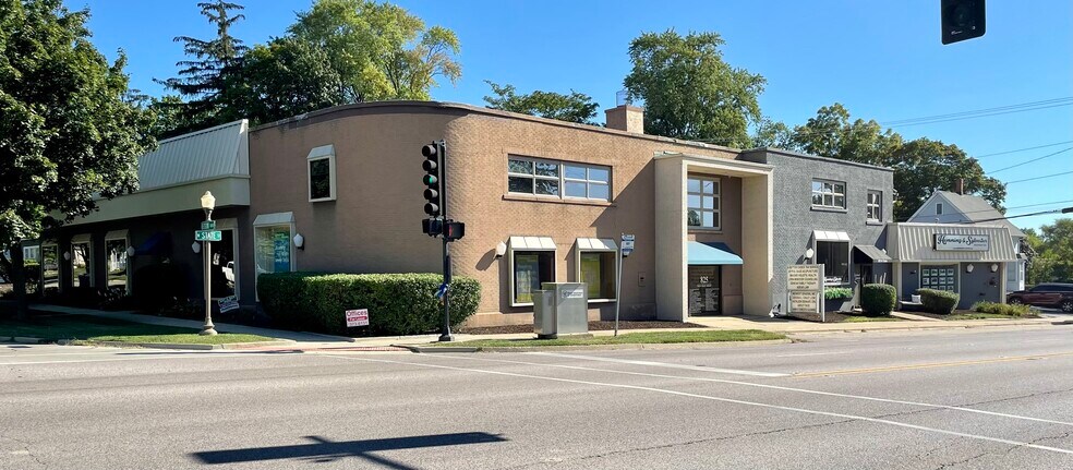 823-825 W State St, Geneva, IL à vendre - Photo principale – Image 1 sur 20