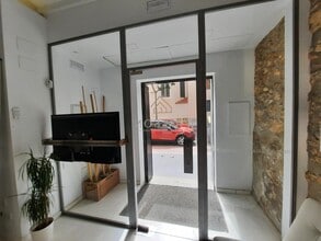 Local commercial dans Vilanova i la Geltrú, Barcelona à louer Photo intérieure– Image 2 sur 17