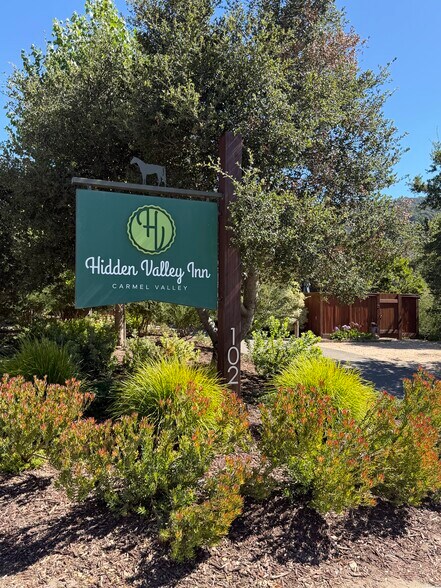 102 W Carmel Valley Rd, Carmel Valley, CA à vendre - Photo de l’immeuble – Image 2 sur 33