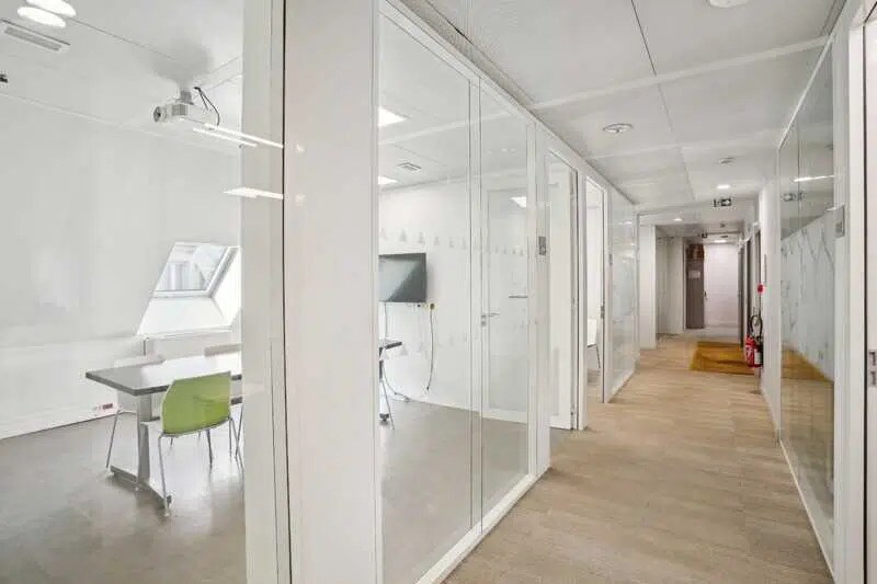 Bureau dans Paris à louer - Photo de l’immeuble – Image 3 sur 7