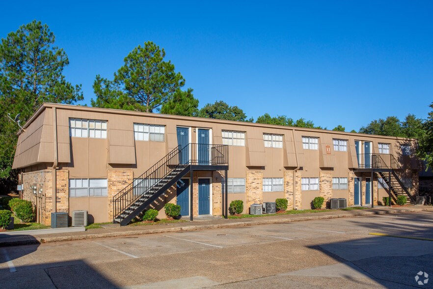 2601 Silver Pine Blvd, Shreveport, LA à vendre - Photo principale – Image 1 sur 30