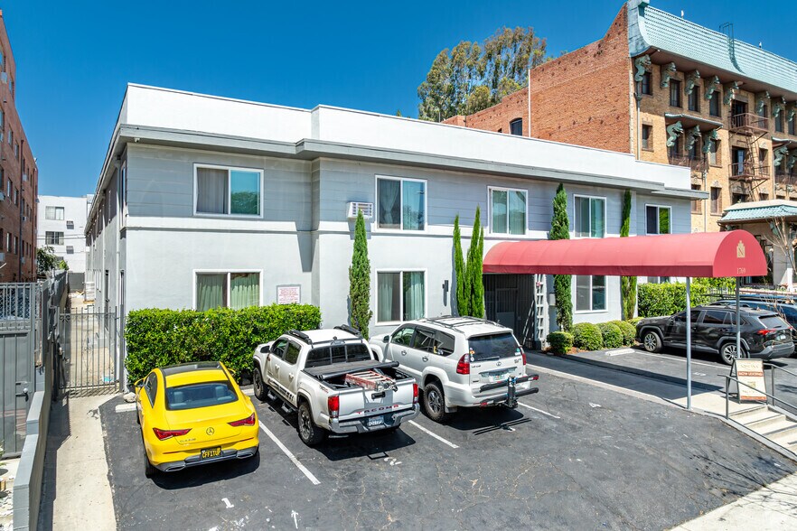 1769 N Orange Dr, Los Angeles, CA à vendre - Photo principale – Image 1 sur 19