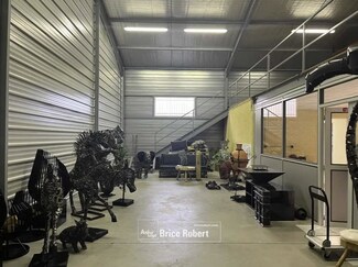 Plus de détails pour Industriel/Logistique à louer