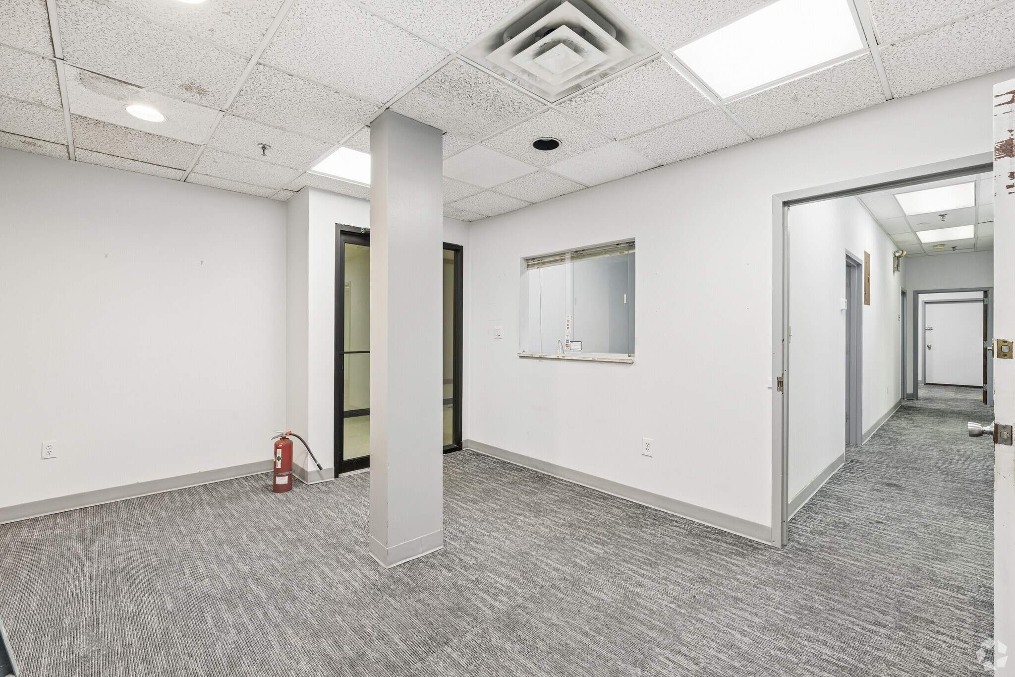 949-955 Yonkers Ave, Yonkers, NY à louer Photo intérieure– Image 1 sur 2