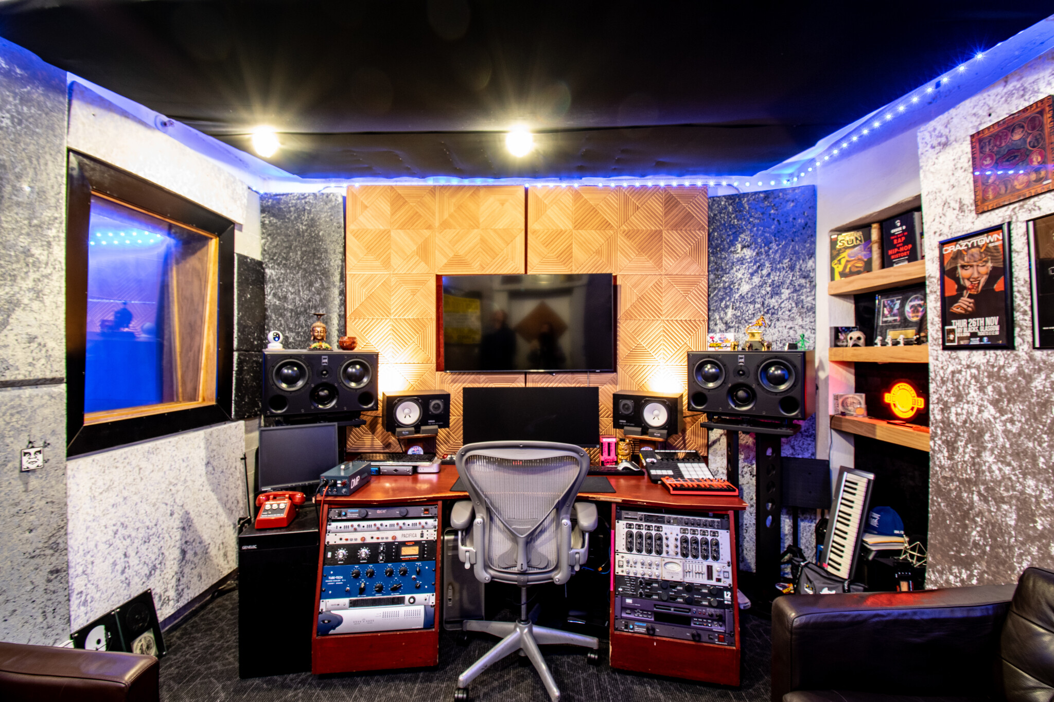 1041 N Formosa Ave, West Hollywood, CA à louer Photo intérieure– Image 1 sur 8