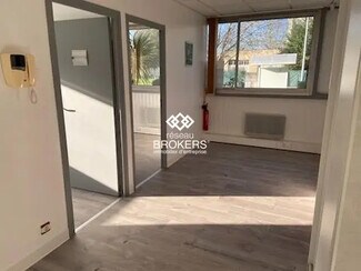 Plus de détails pour Bureau à louer