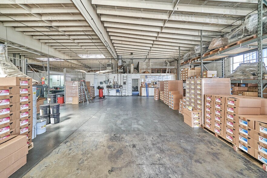5946 E Washington Blvd, Commerce, CA à vendre - Photo intérieure – Image 3 sur 16