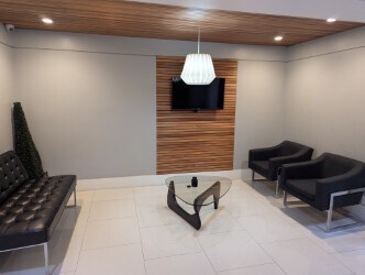611 Civic Center Dr W, Santa Ana, CA à louer - Photo intérieure – Image 3 sur 7