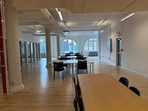 584-590 Broadway, New York, NY à louer Photo intérieure– Image 1 sur 8