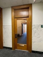 111 N Wabash Ave, Chicago, IL à louer Photo intérieure– Image 2 sur 15