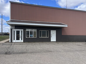 7402 Ridgewood Rd, Saint Cloud, MN à louer Photo de l’immeuble– Image 1 sur 6