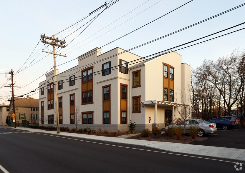 56-58 North Ave, Natick, MA à vendre - Photo de l’immeuble – Image 2 sur 4