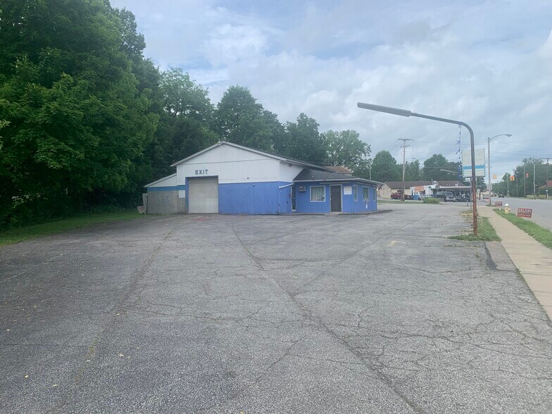 426 S Diamond St, Mansfield, OH à vendre - Photo de l’immeuble – Image 3 sur 10