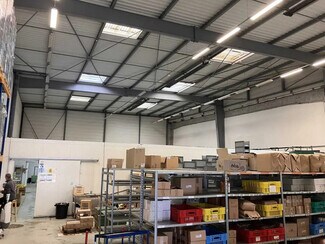 Plus de détails pour 75/79 Rue Rateau, La Courneuve - Bureau, Local d'activités à louer