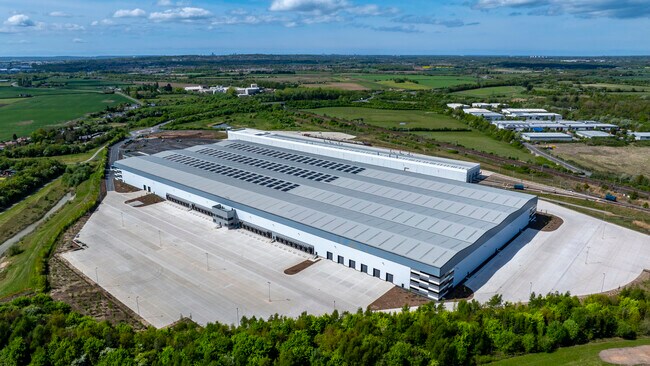 Plus de détails pour 549 Lovels Way, Widnes - Bureau, Industriel/Logistique à louer