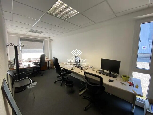 Plus de détails pour Bureau à louer