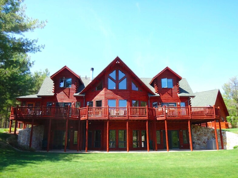 110 Mountain Meadows, Upper Jay, NY à vendre - Photo de l’immeuble – Image 3 sur 3