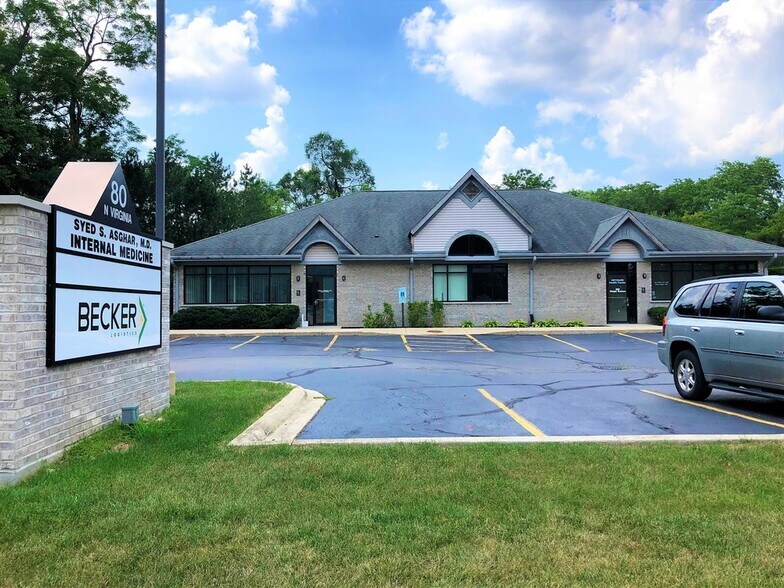80 N Virginia St, Crystal Lake, IL à louer - Photo de l’immeuble – Image 1 sur 12