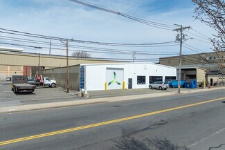 Plus de détails pour 730 Eastern Ave, Malden, MA - Industriel/Logistique à louer