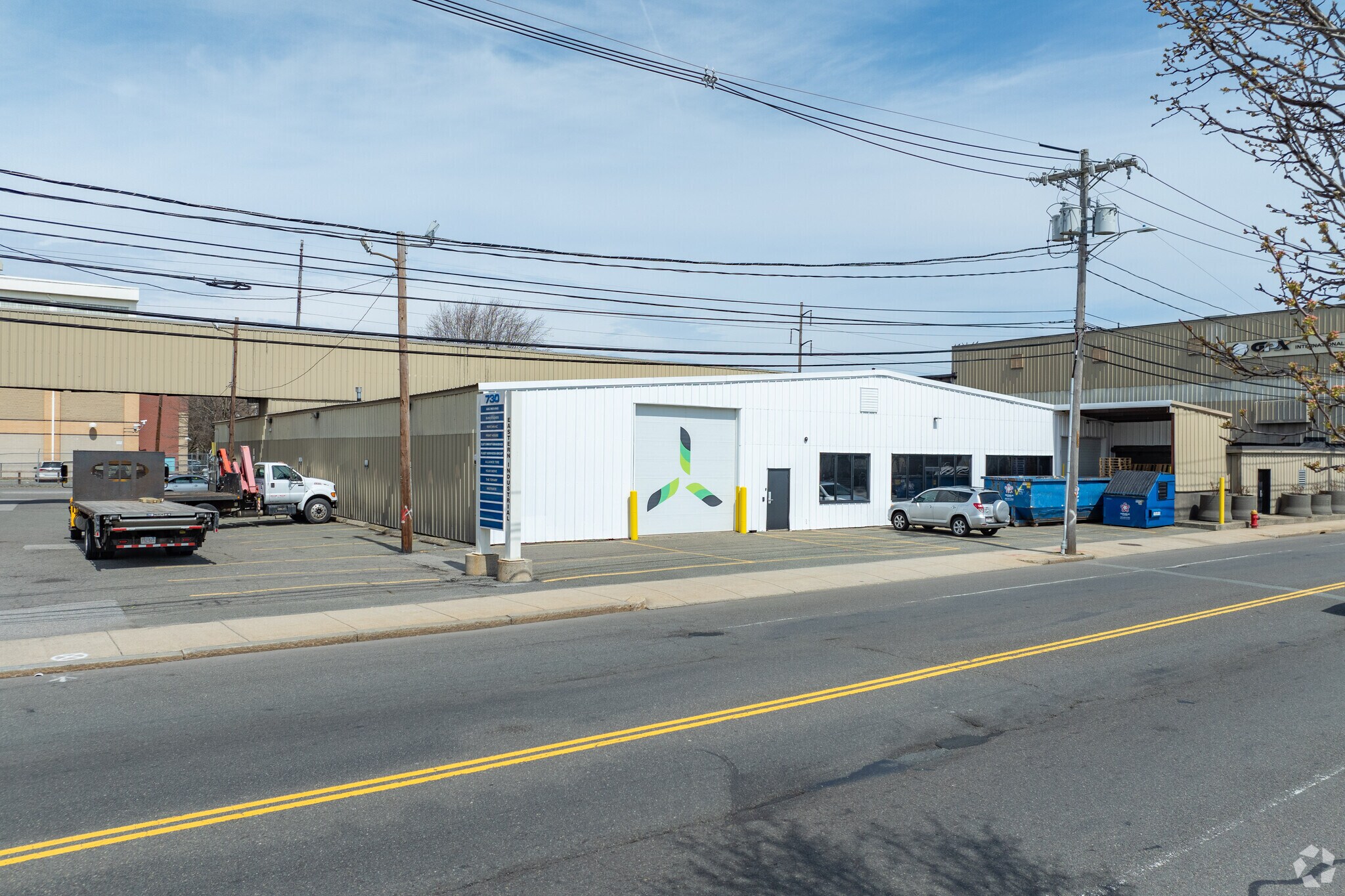 730 Eastern Ave, Malden, MA à louer Photo principale– Image 1 sur 5