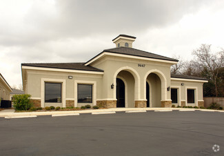 Plus de détails pour 9647 Huebner Rd, San Antonio, TX - Bureau à vendre