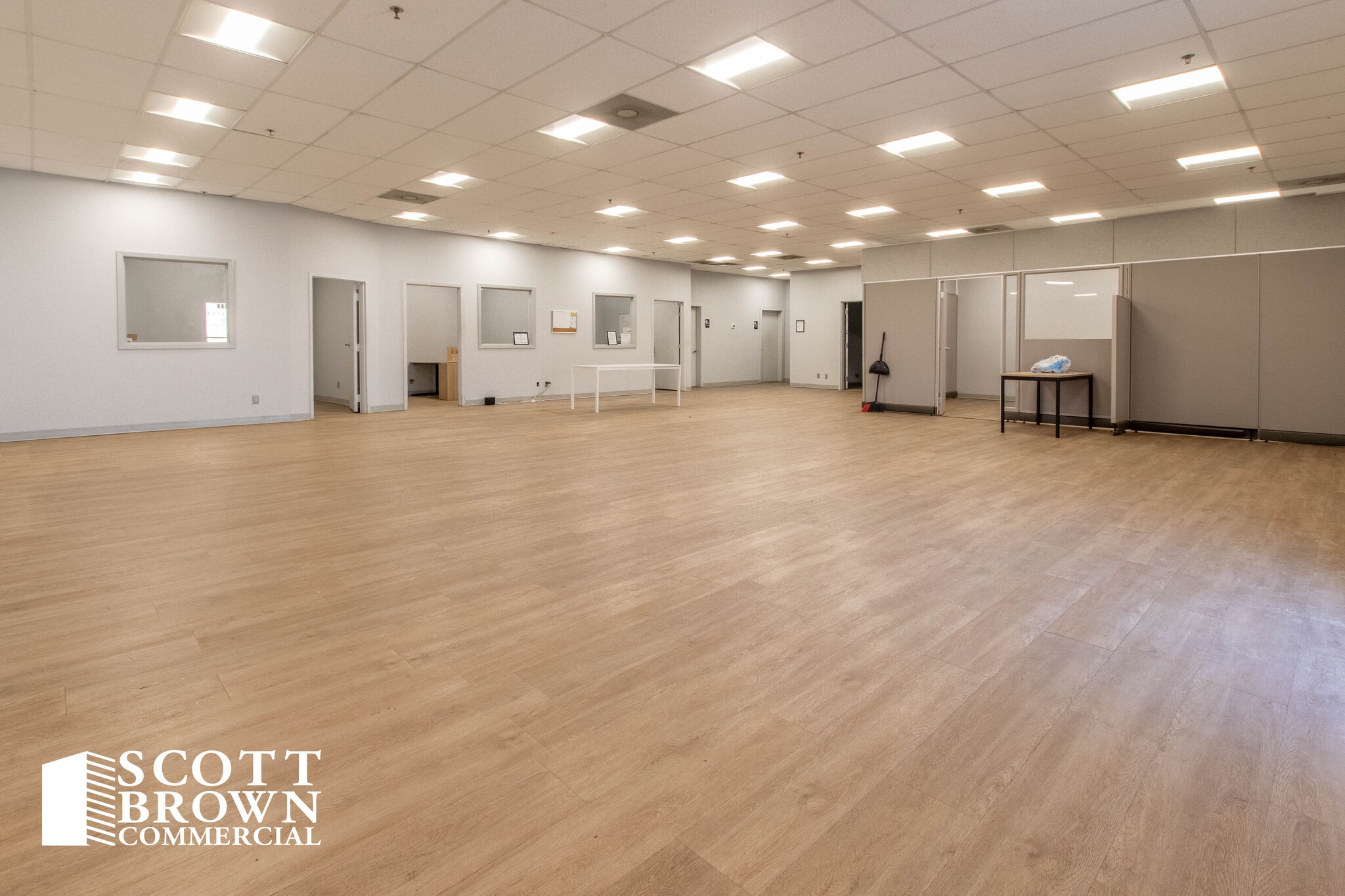 1512 I-35 W, Denton, TX à louer Photo intérieure– Image 1 sur 17