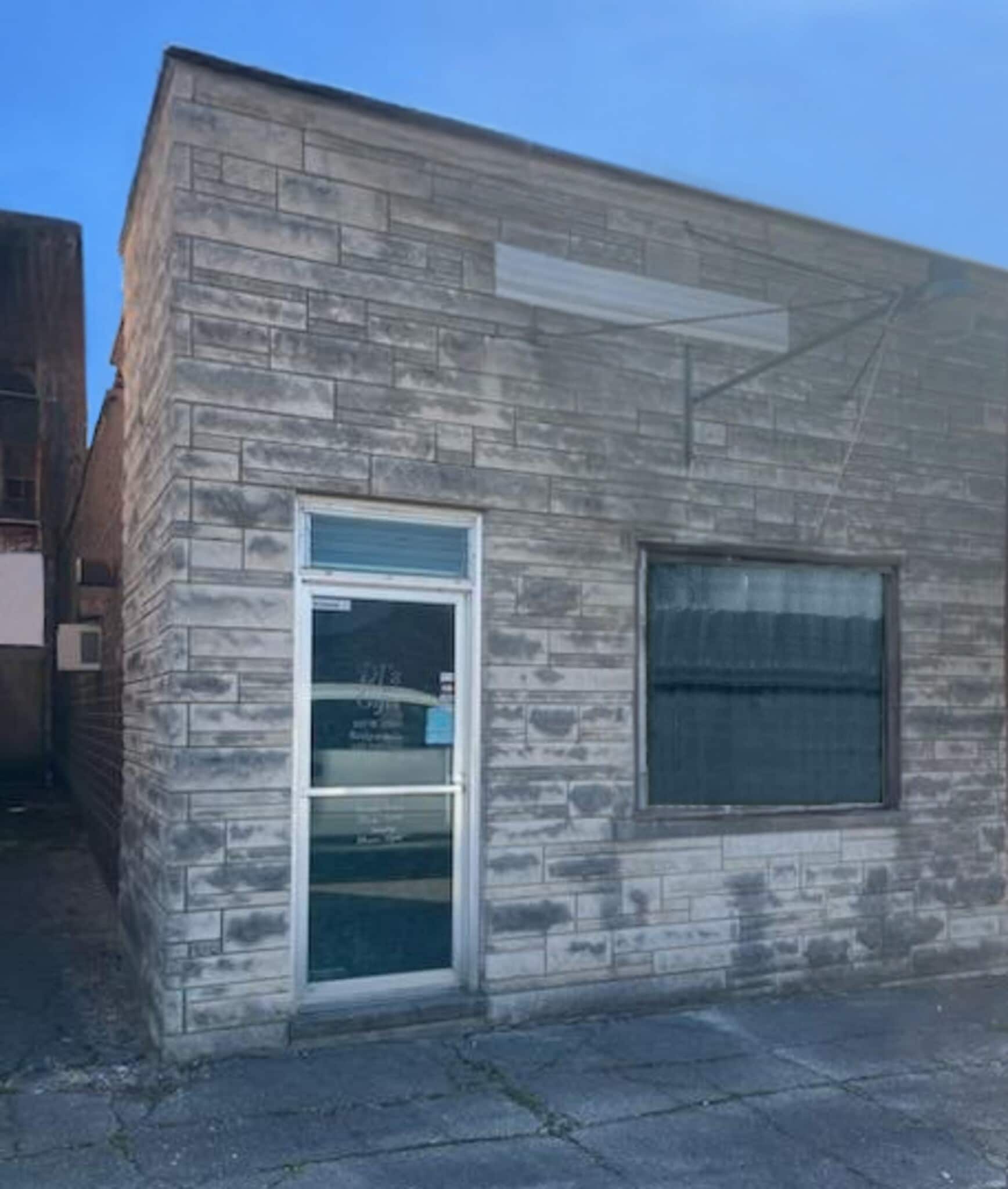 105 W Olive St, Bridgeport, IL à vendre Photo principale– Image 1 sur 3