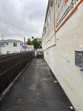 5816 Lankershim Blvd, North Hollywood, CA à louer Photo intérieure– Image 2 sur 5