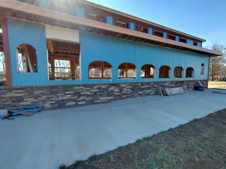 3714 Waterlick Rd, Forest, VA à vendre - Photo de l’immeuble – Image 3 sur 3