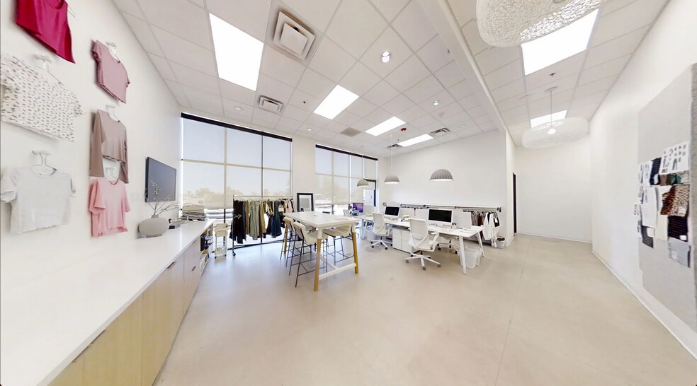 1754 N 48th St, Mesa, AZ à louer - Photo de l’immeuble – Image 3 sur 7