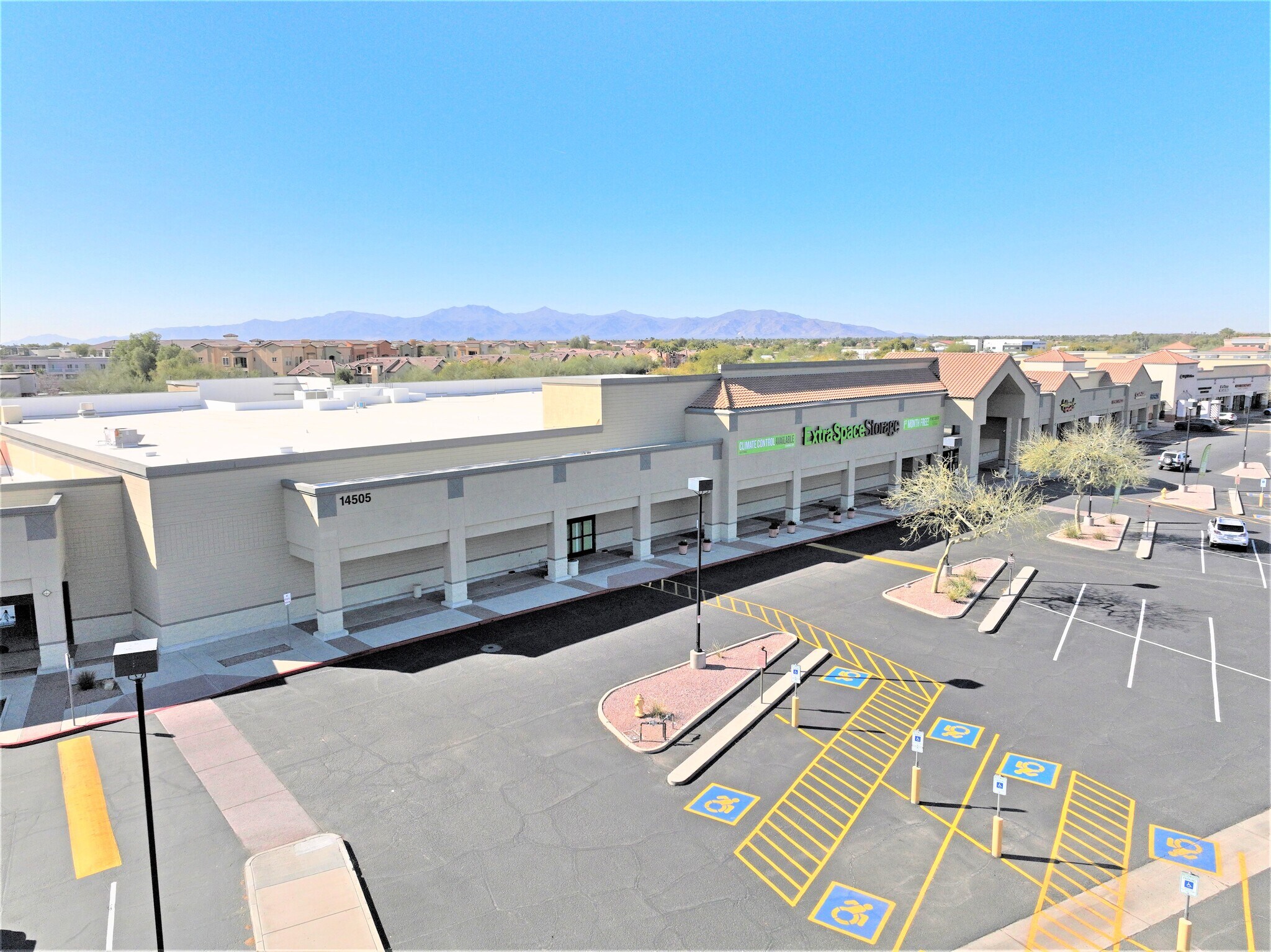14505 W Grand Ave, Surprise, AZ à louer Photo de l’immeuble– Image 1 sur 9