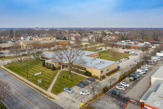 800 W Central Rd, Mount Prospect, IL - VUE AÉRIENNE  vue de carte - Image1